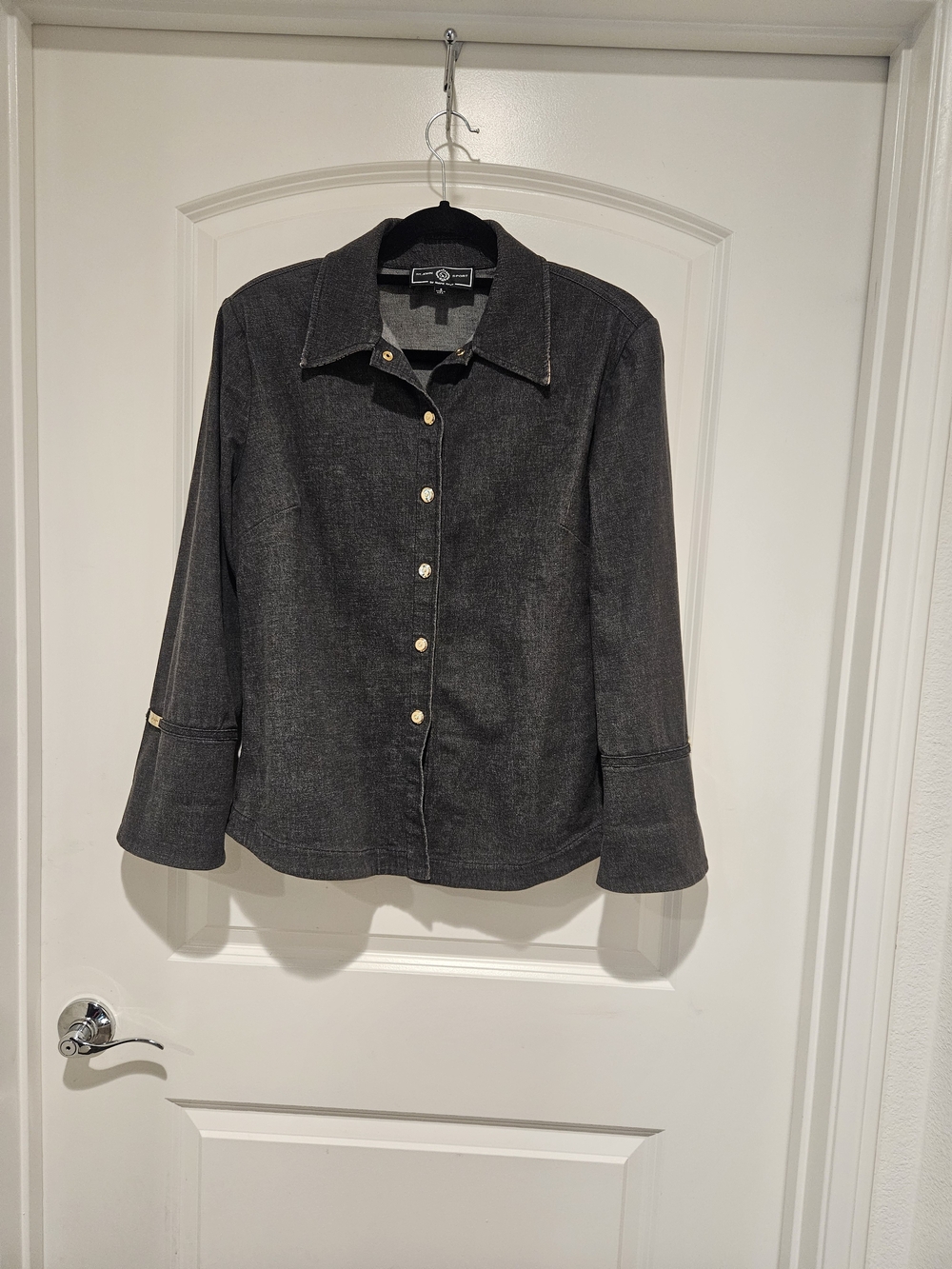 St. John Charcoal Button-Front Long Sleeve Shirt Jacket